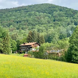Apartment Hüttenflair Im Gut Sonnenwald, Schöllnach